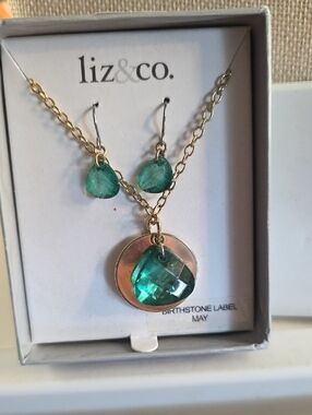 liz & co. Gold-Tone Necklace and Drop Earrings with Green Crystal, May NWT